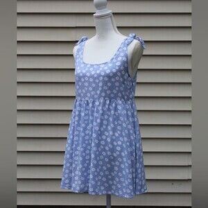 Forever 21 Blue Floral Babydoll Dress